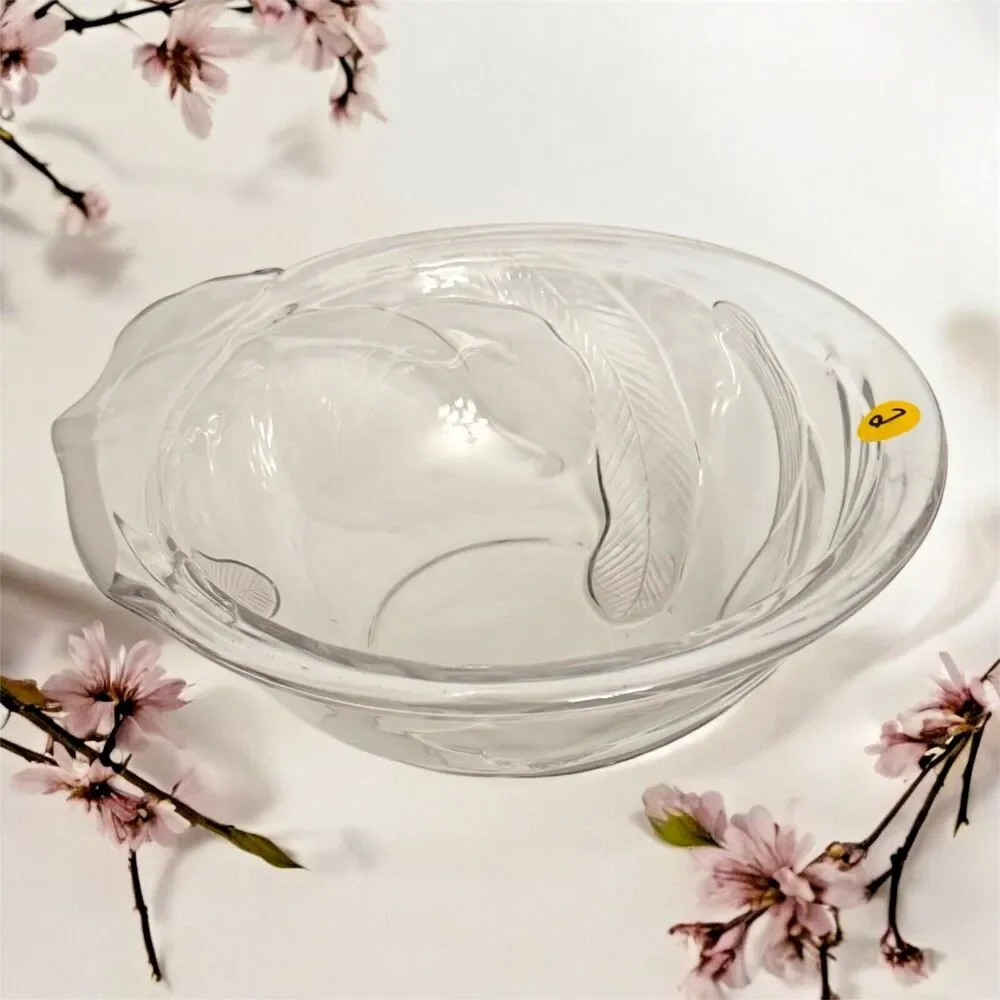 Vintage Crystal Clear Industries CALLA LILY Serving Bowl – Elegant Glass Design